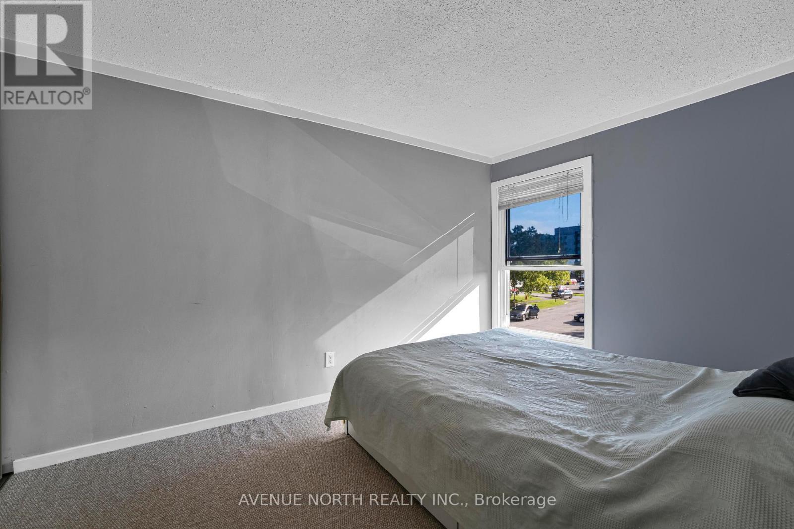 41 - 3520 Downpatrick Road, Ottawa, ON - Indoor Photo Showing Bedroom