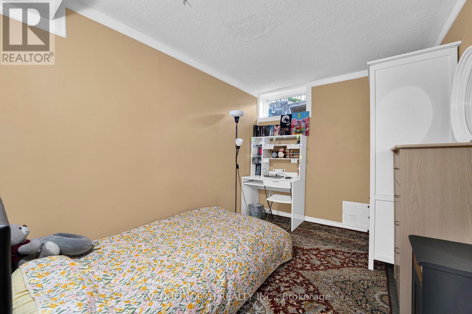 41 - 3520 Downpatrick Road, Ottawa, ON - Indoor Photo Showing Bedroom