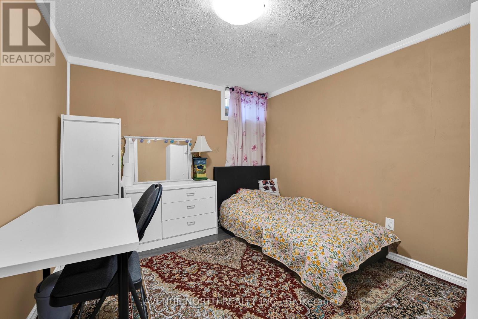41 - 3520 Downpatrick Road, Ottawa, ON - Indoor Photo Showing Bedroom