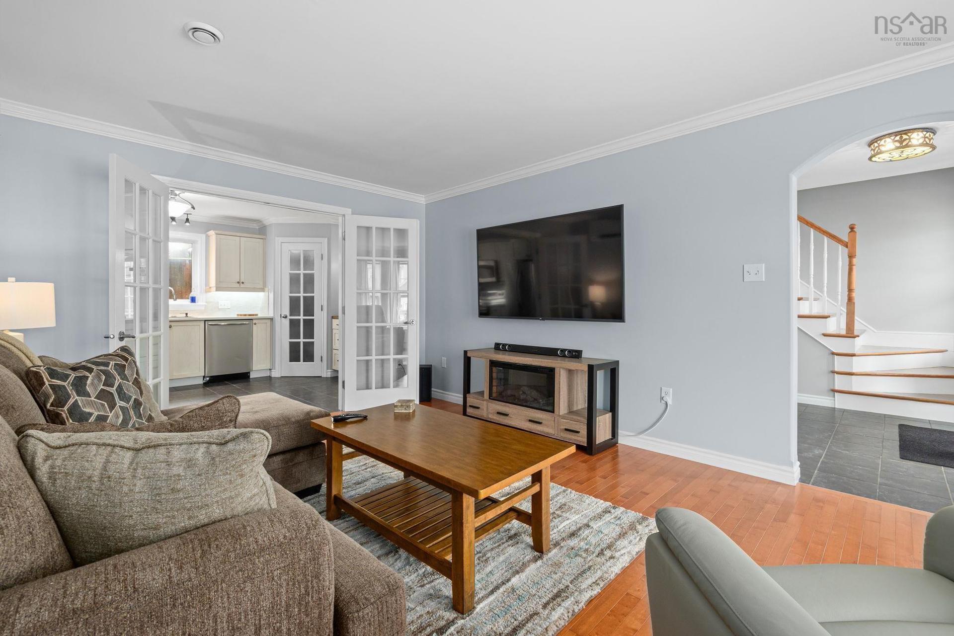 37 Pearl Drive, Colby, NS - Indoor Photo Showing Living Room