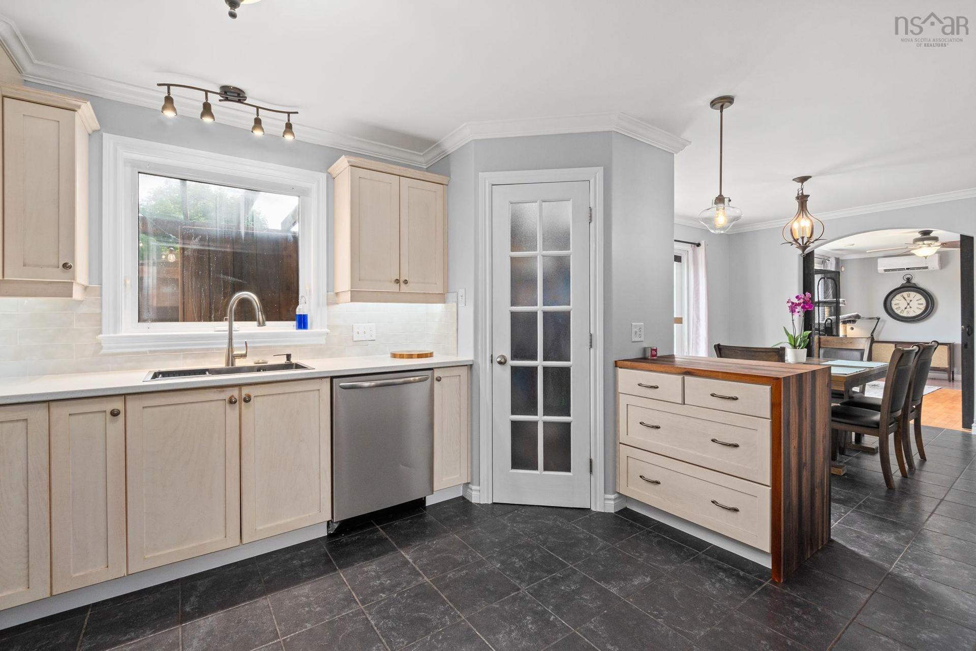 37 Pearl Drive, Colby, NS - Indoor Photo Showing Kitchen