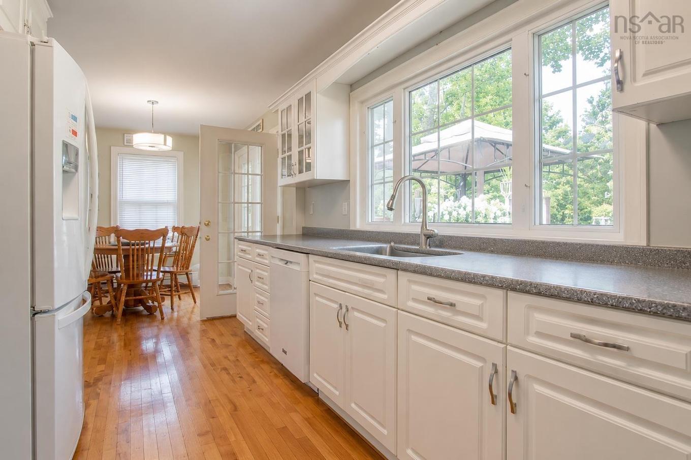 108 Marsters Avenue, Berwick, NS - Indoor Photo Showing Kitchen