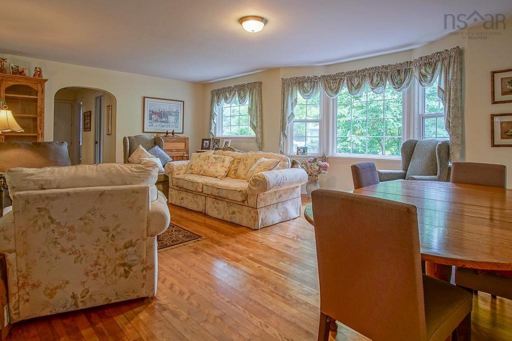 108 Marsters Avenue, Berwick, NS - Indoor Photo Showing Living Room