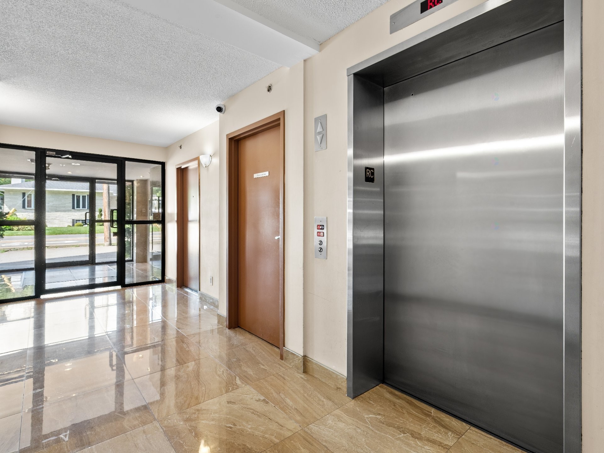 Entry - 605-1750 Boul. Lévesque E., Laval (Duvernay), QC - Indoor Photo Showing Other Room