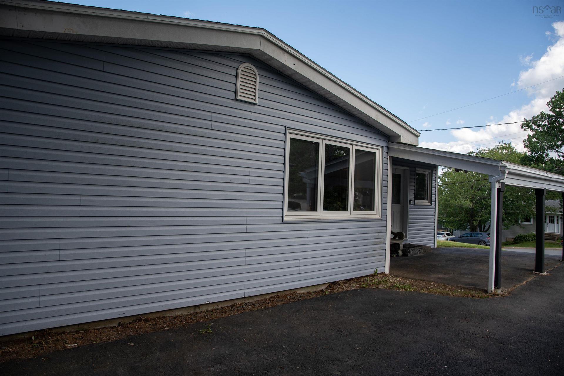 17 Maple Drive, Timberlea, NS - Outdoor