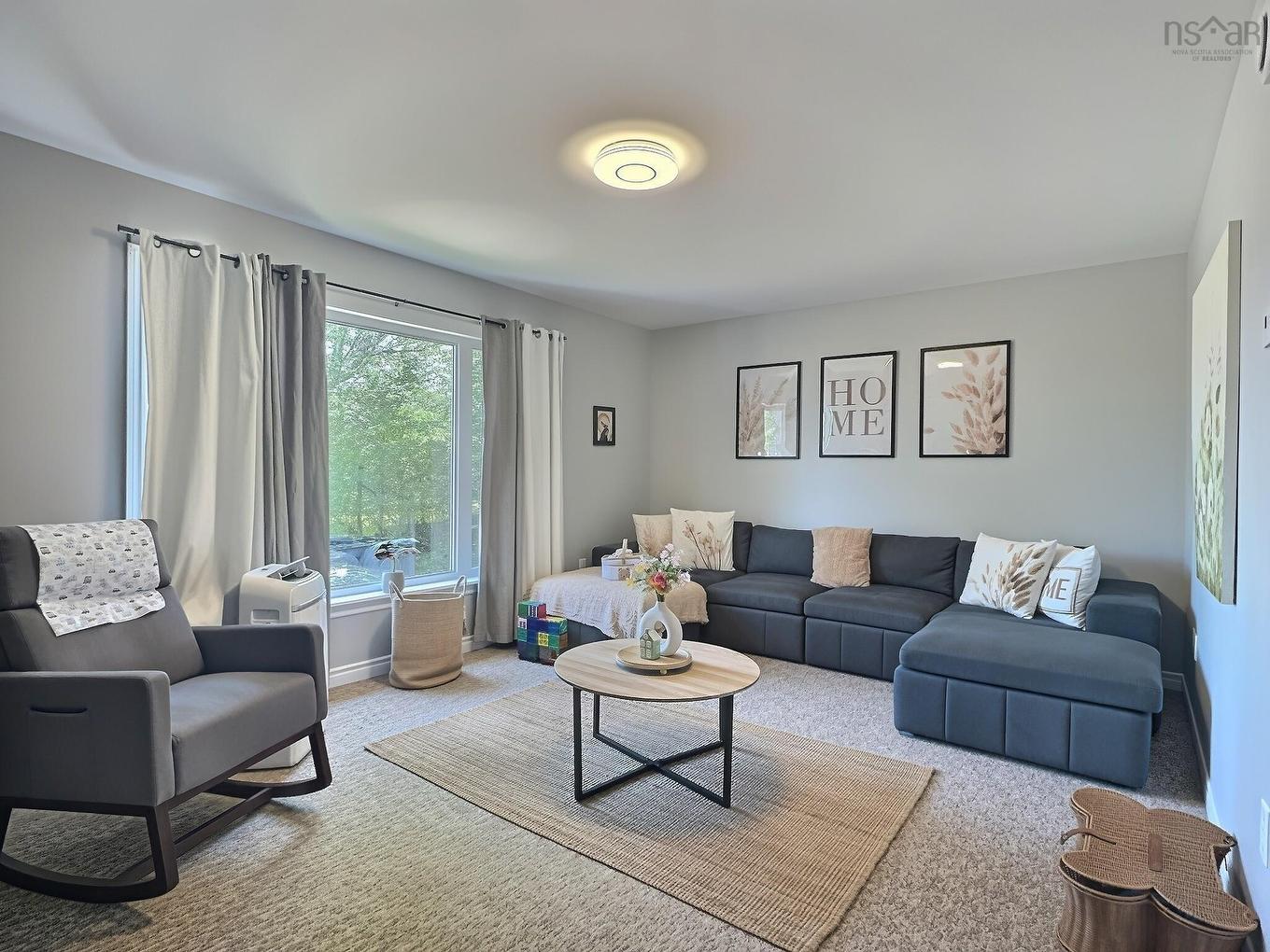 41 Truro Heights Connector Road, Truro Heights, NS - Indoor Photo Showing Living Room