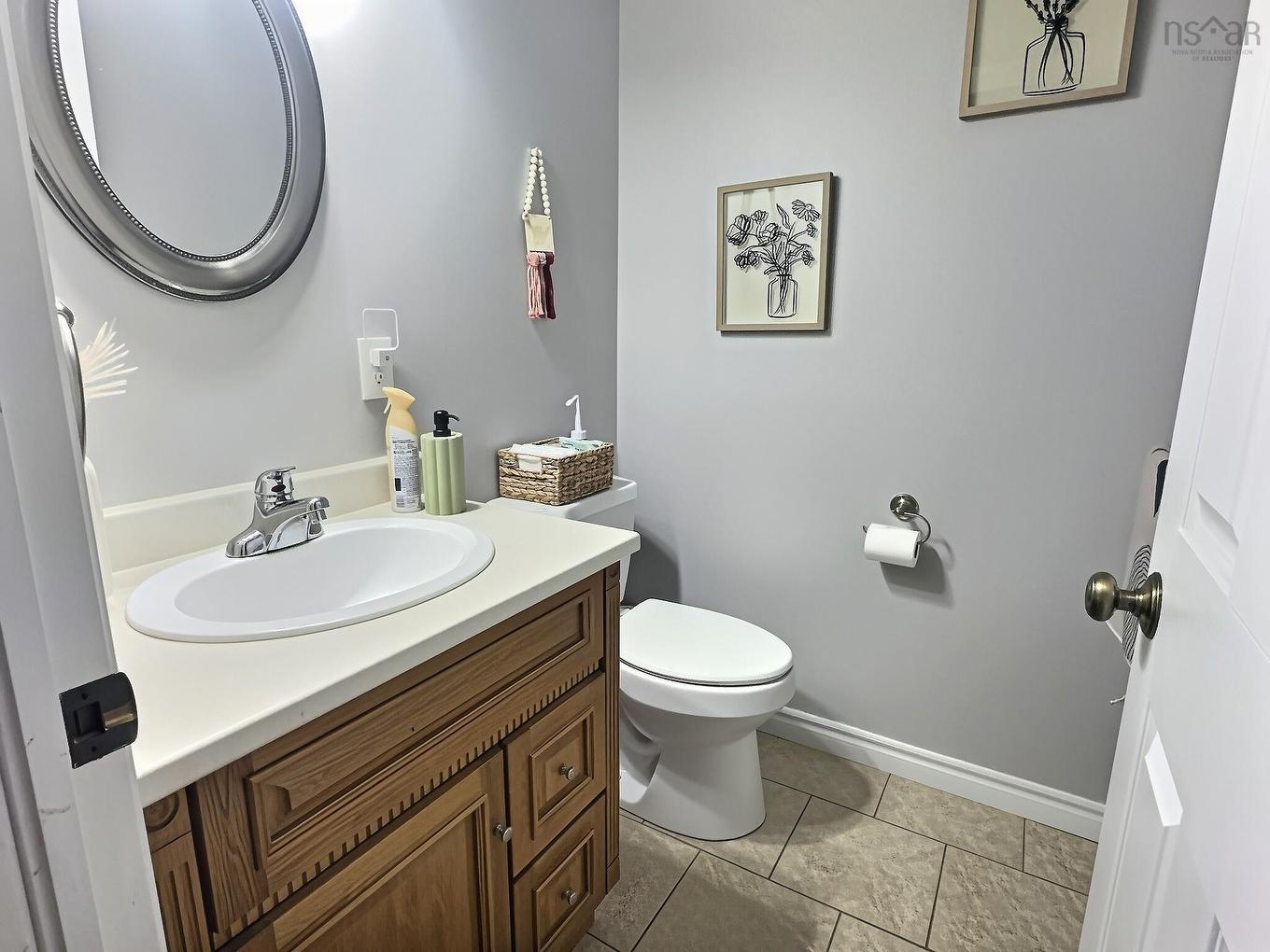 41 Truro Heights Connector Road, Truro Heights, NS - Indoor Photo Showing Bathroom