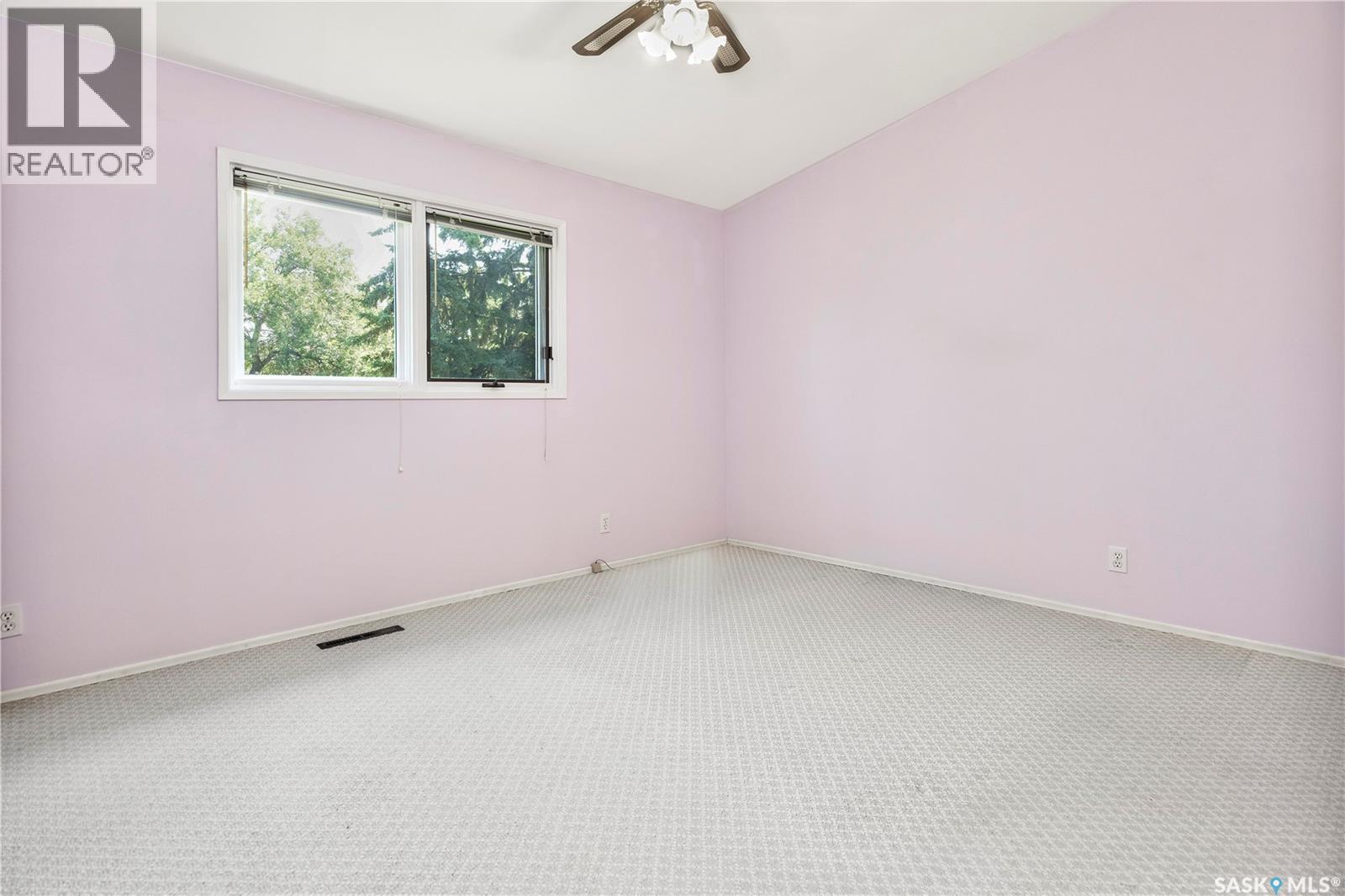 2885 4Th Avenue W, Prince Albert, SK - Indoor Photo Showing Other Room