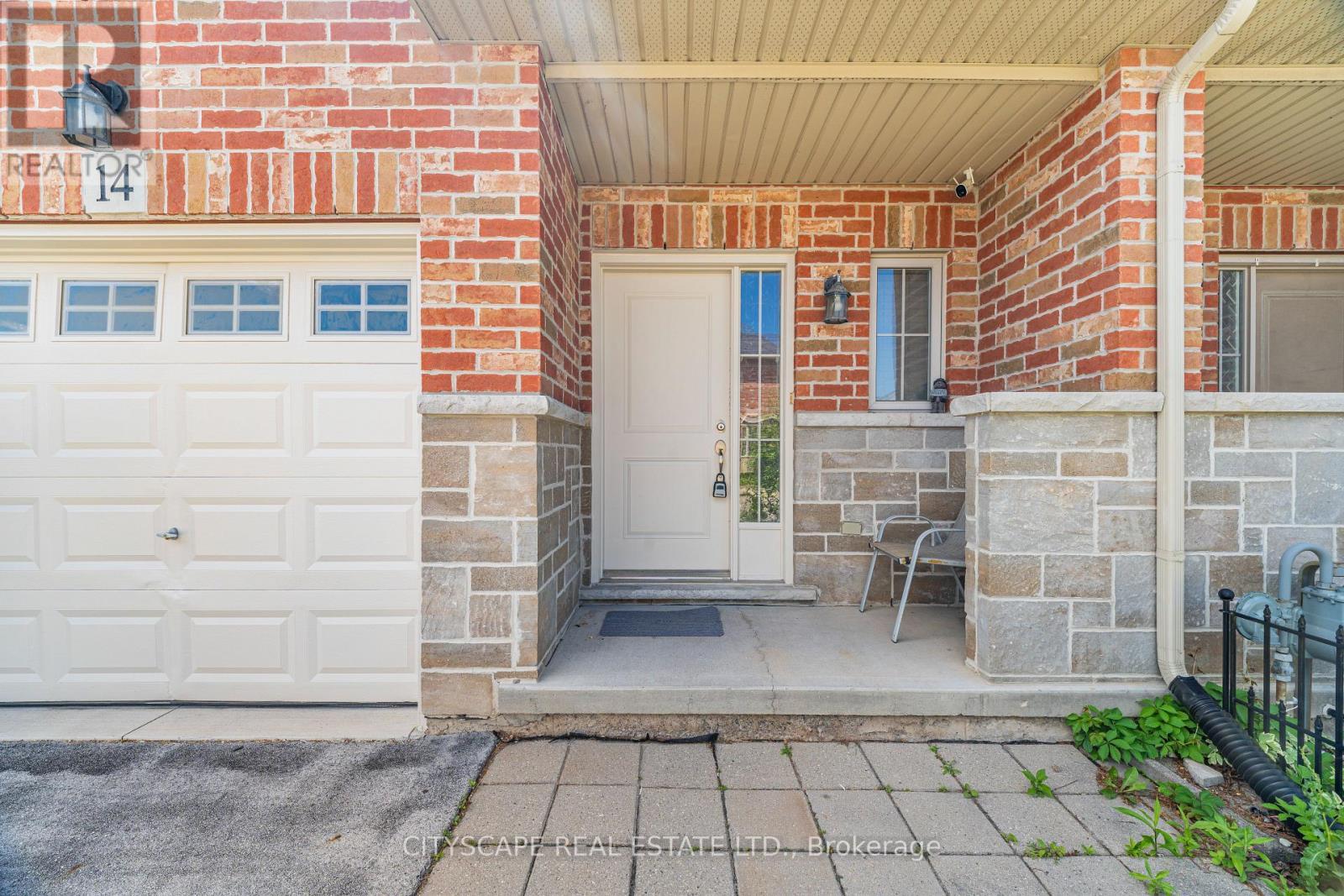 14 Redcedar Crescent, Hamilton, ON - Outdoor With Exterior