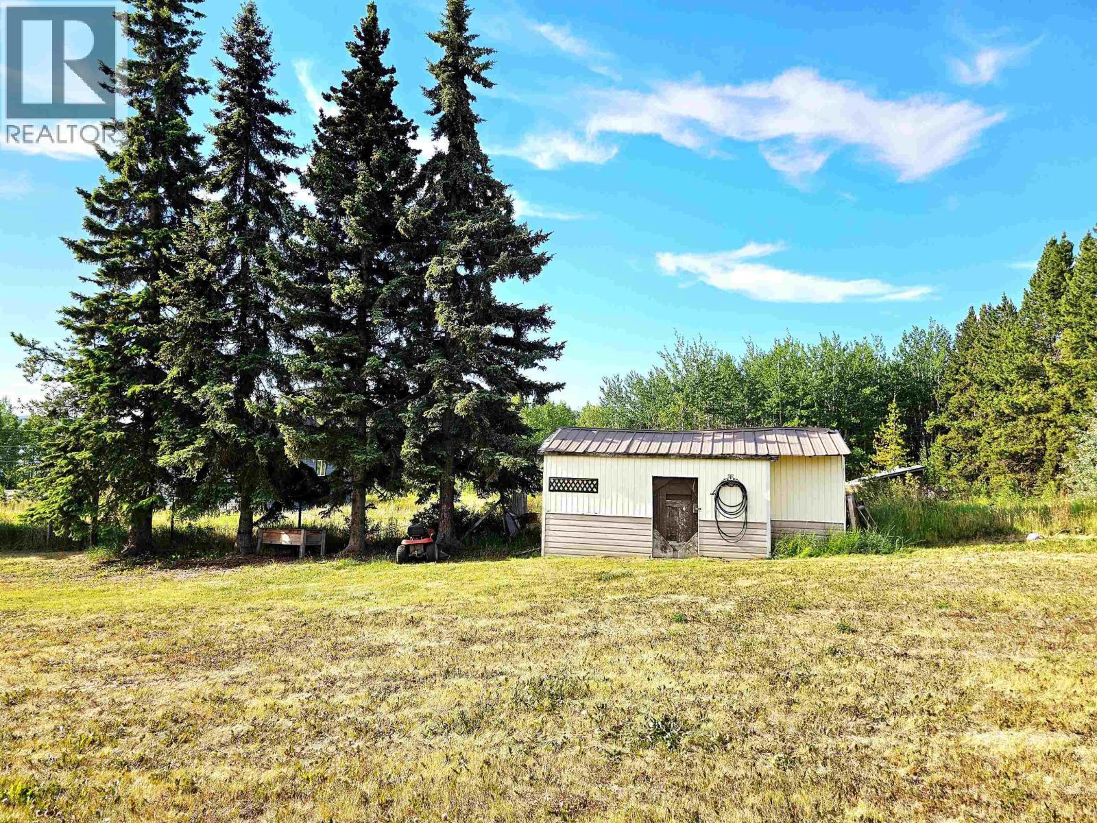 7086 Stella Road, Fraser Lake, BC - Outdoor