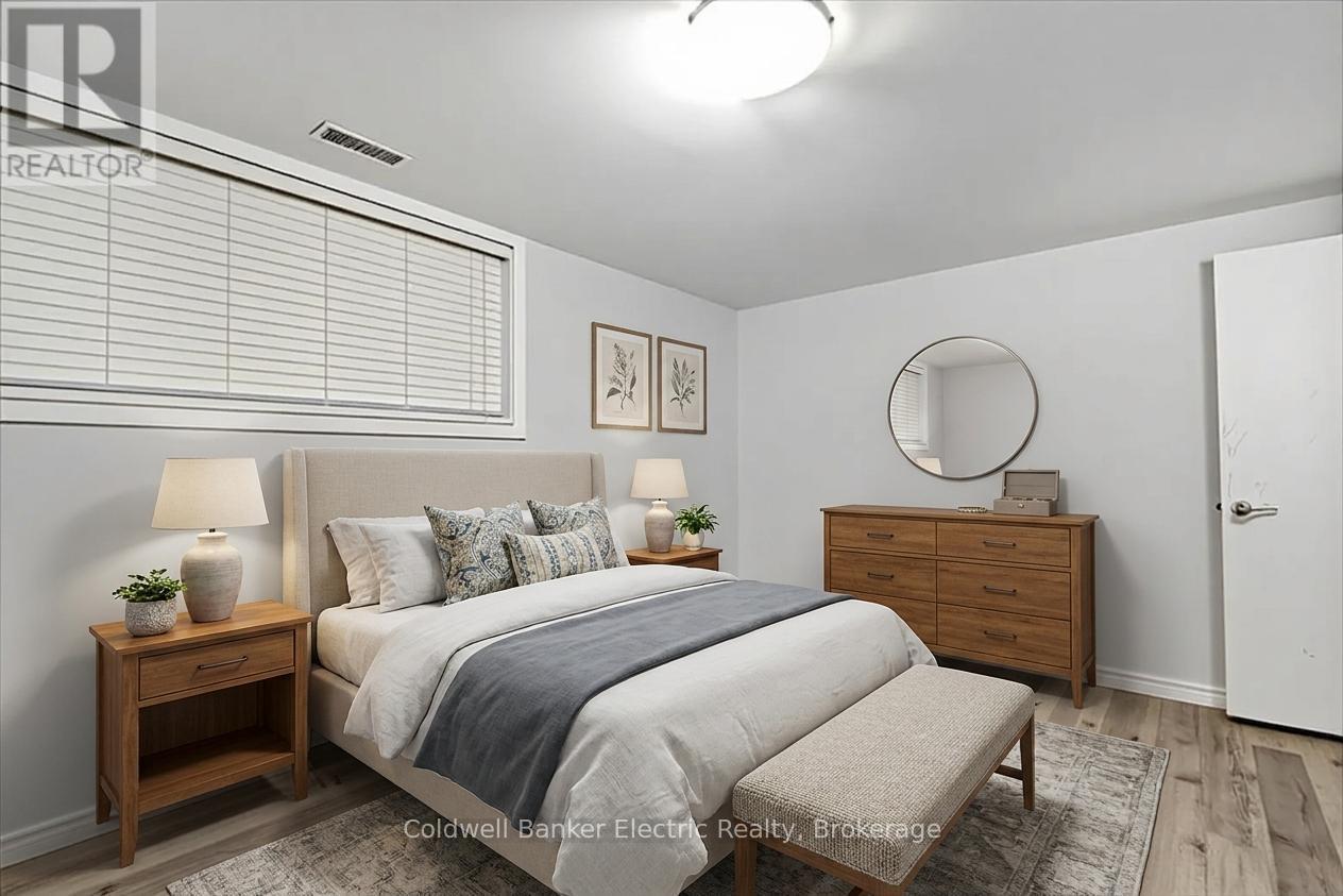 1647 Stenner Road, Douro-Dummer, ON - Indoor Photo Showing Bedroom