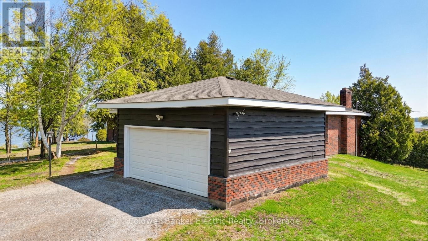 1647 Stenner Road, Douro-Dummer, ON - Outdoor