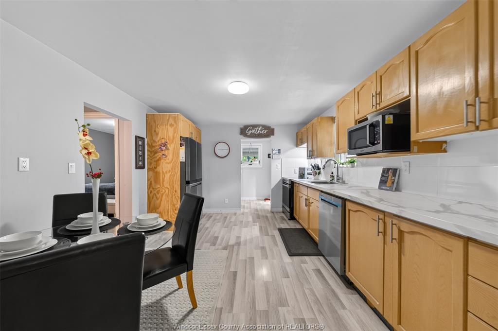 107 Wilson, Essex, ON - Indoor