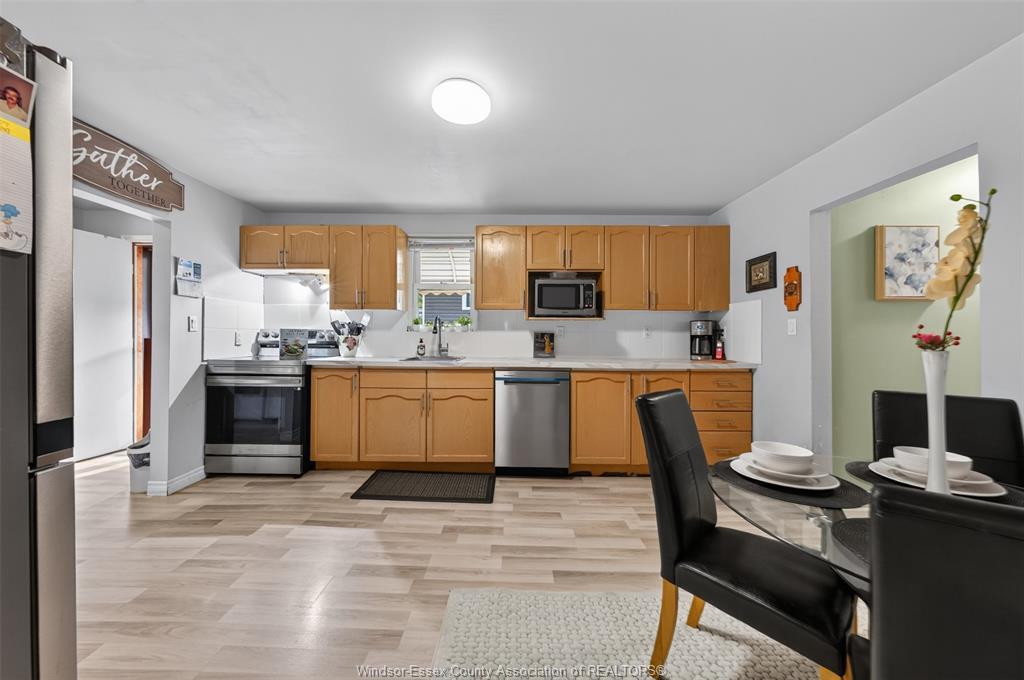107 Wilson, Essex, ON - Indoor