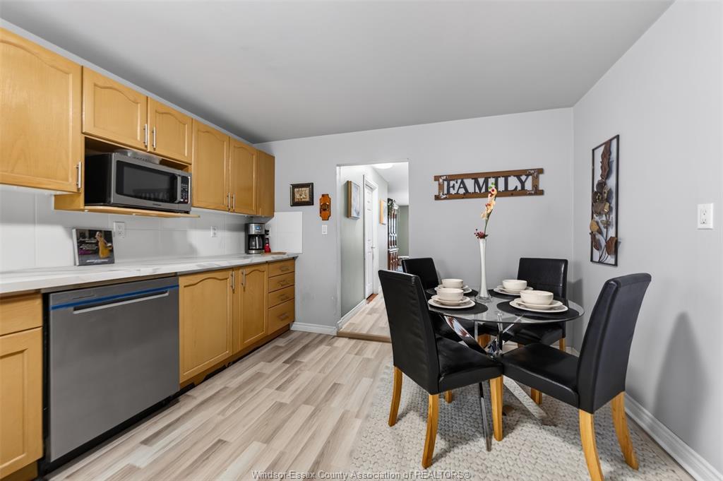 107 Wilson, Essex, ON - Indoor