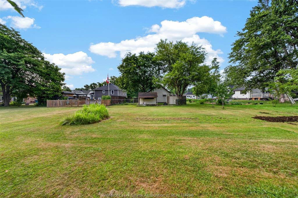 107 Wilson, Essex, ON - Outdoor