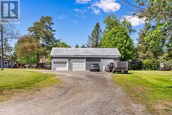 Garage - 