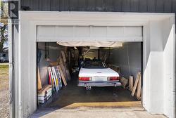 Garage - 