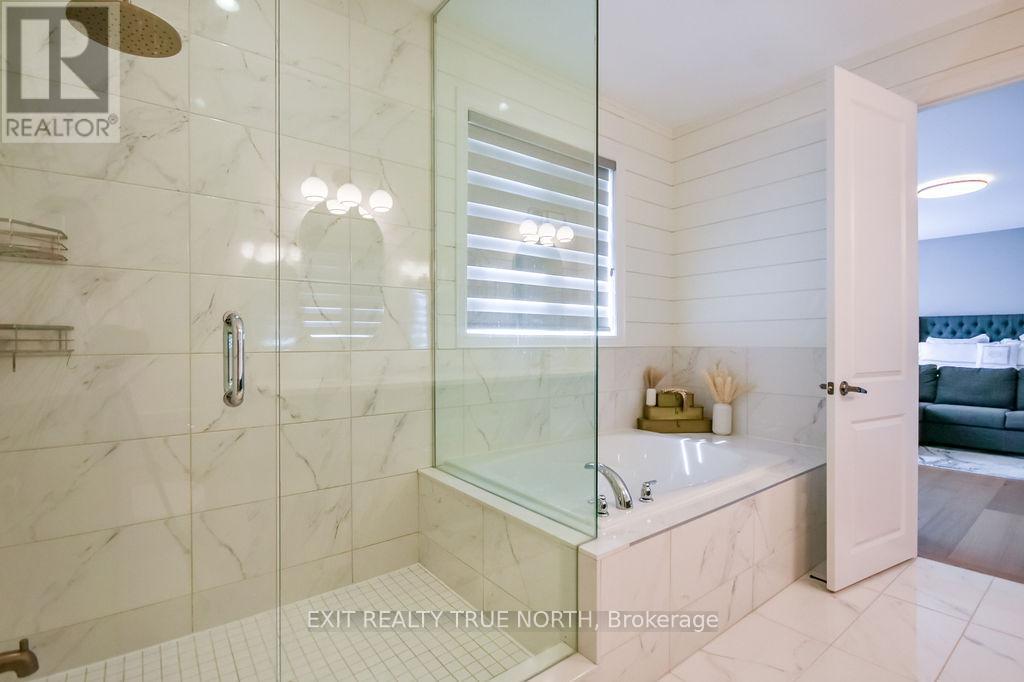 108 Rugman Crescent, Springwater, ON - Indoor Photo Showing Bathroom
