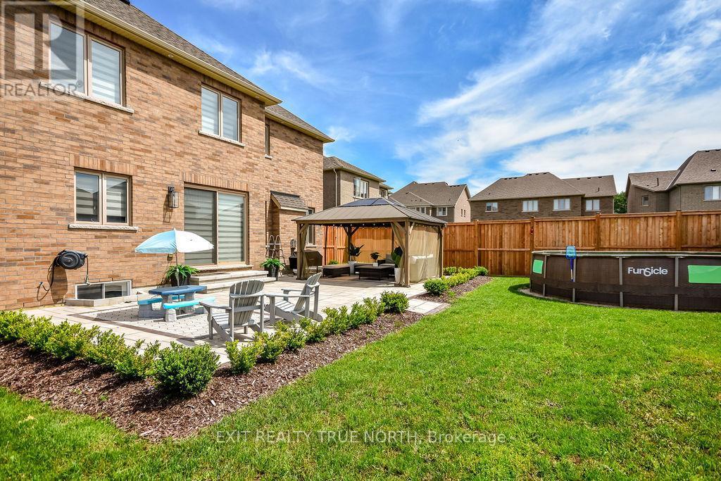 108 Rugman Crescent, Springwater, ON - Outdoor With Deck Patio Veranda