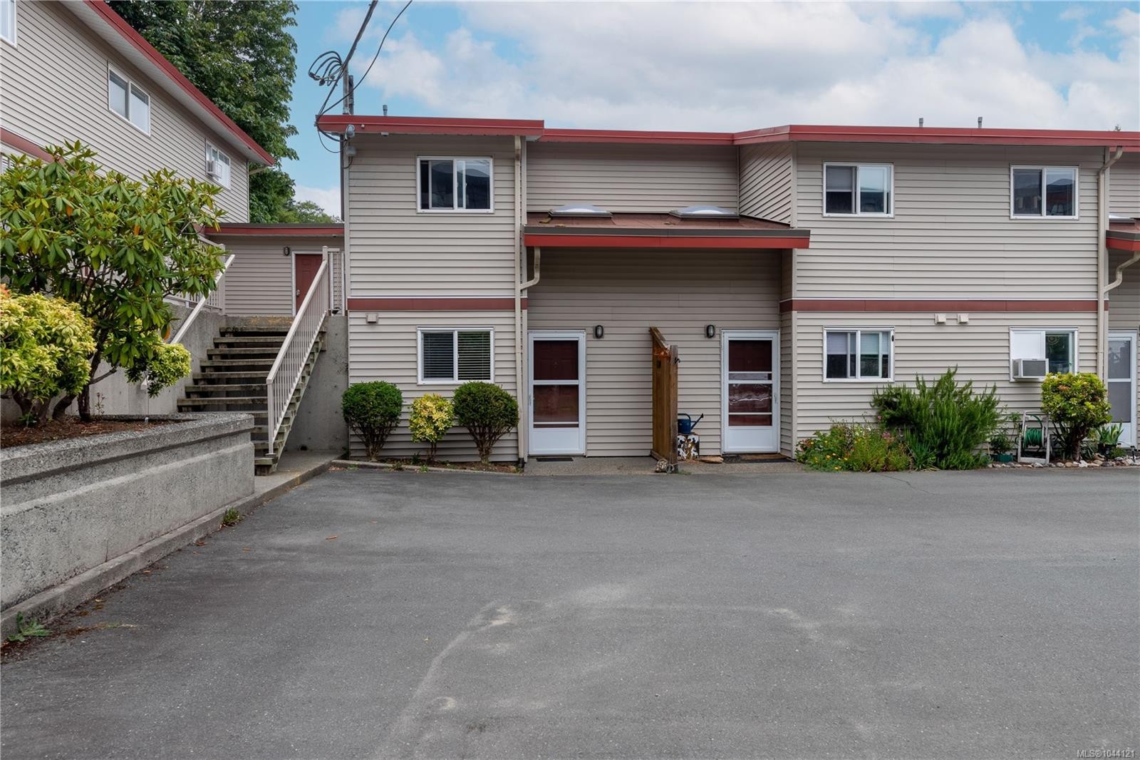 #110-824 Island Hwy South, Campbell River, BC