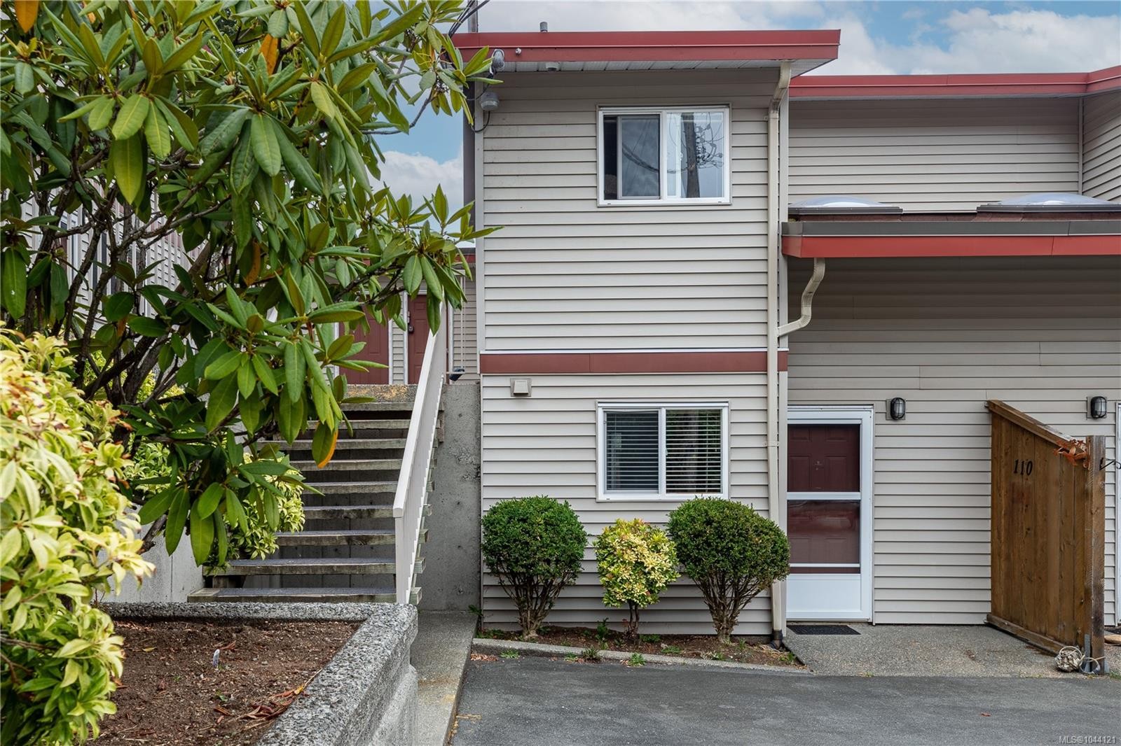 #110-824 Island Hwy South, Campbell River, BC