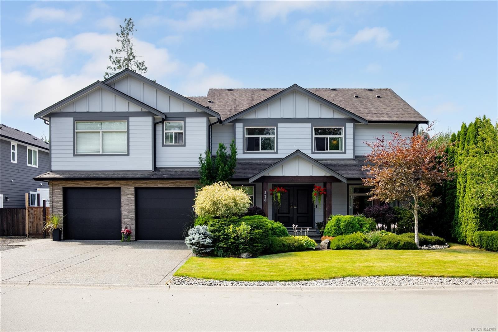 538 Edgewood Dr, Campbell River, BC