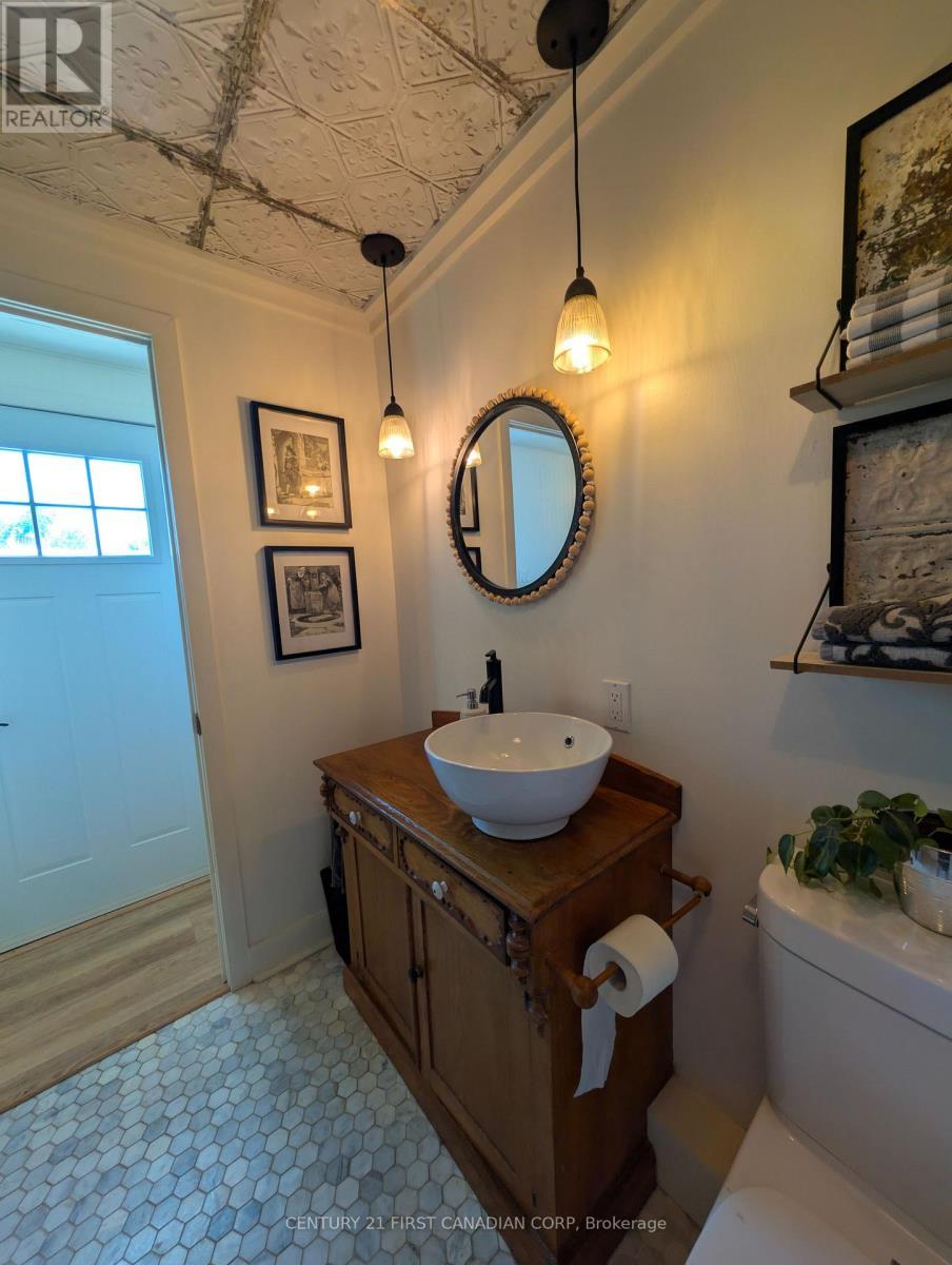 28- 79681 Bluewater Highway, Central Huron (Goderich), ON - Indoor Photo Showing Bathroom