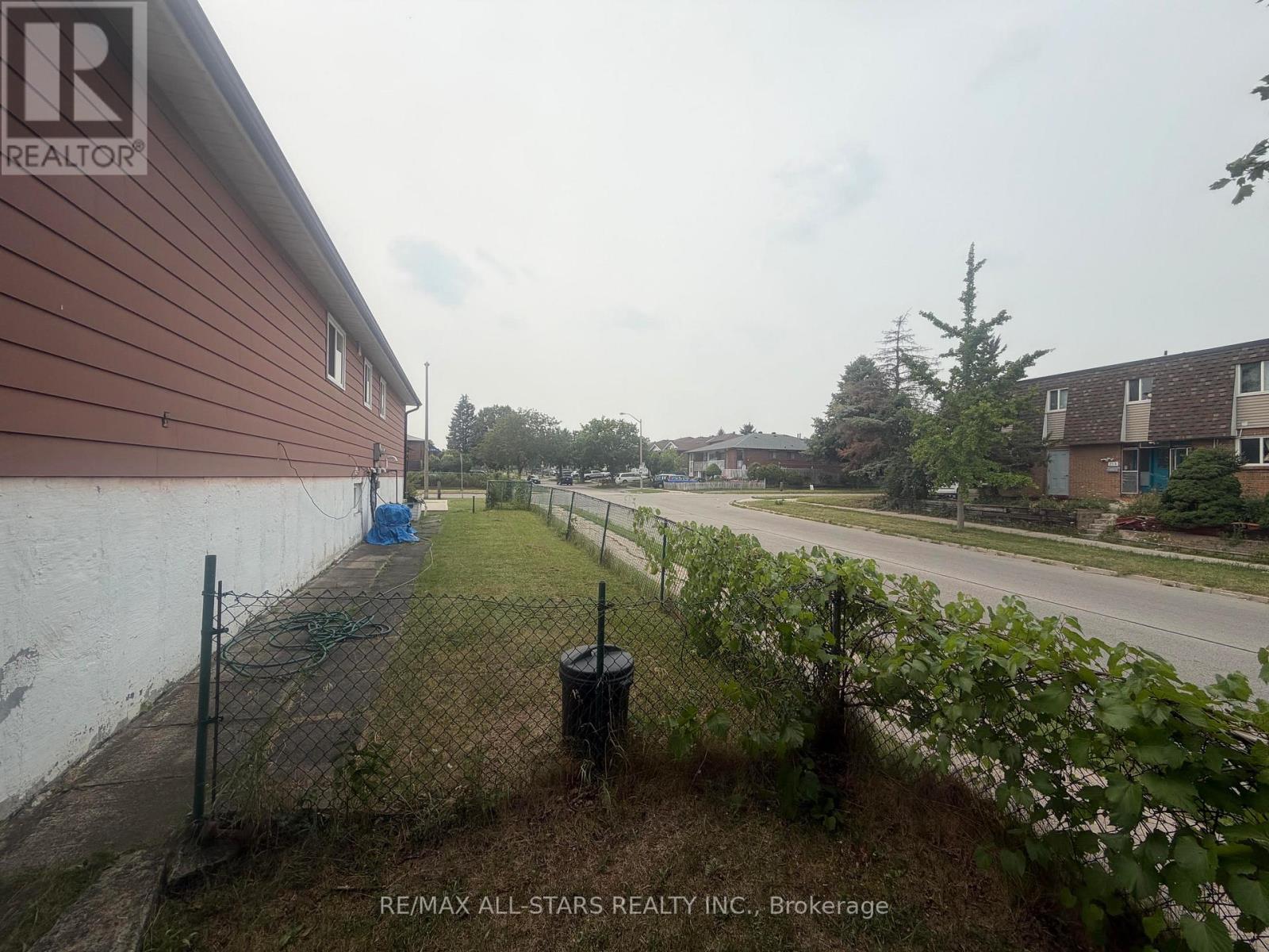 209 Apache Trail, Toronto, ON - Outdoor