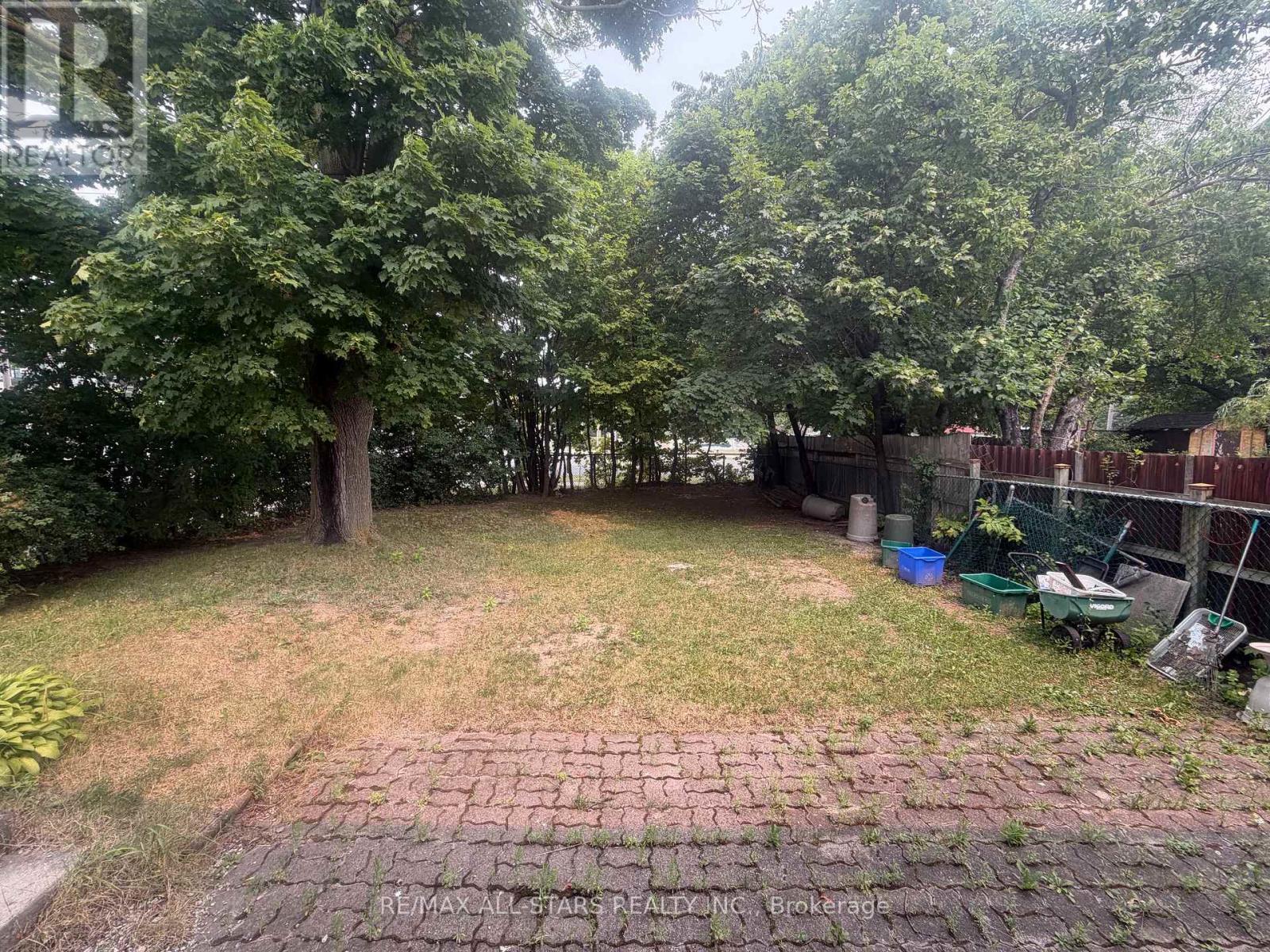 209 Apache Trail, Toronto, ON - Outdoor