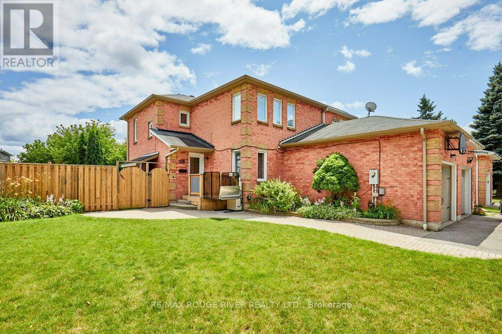 216 Wright Crescent, Ajax, ON - Outdoor