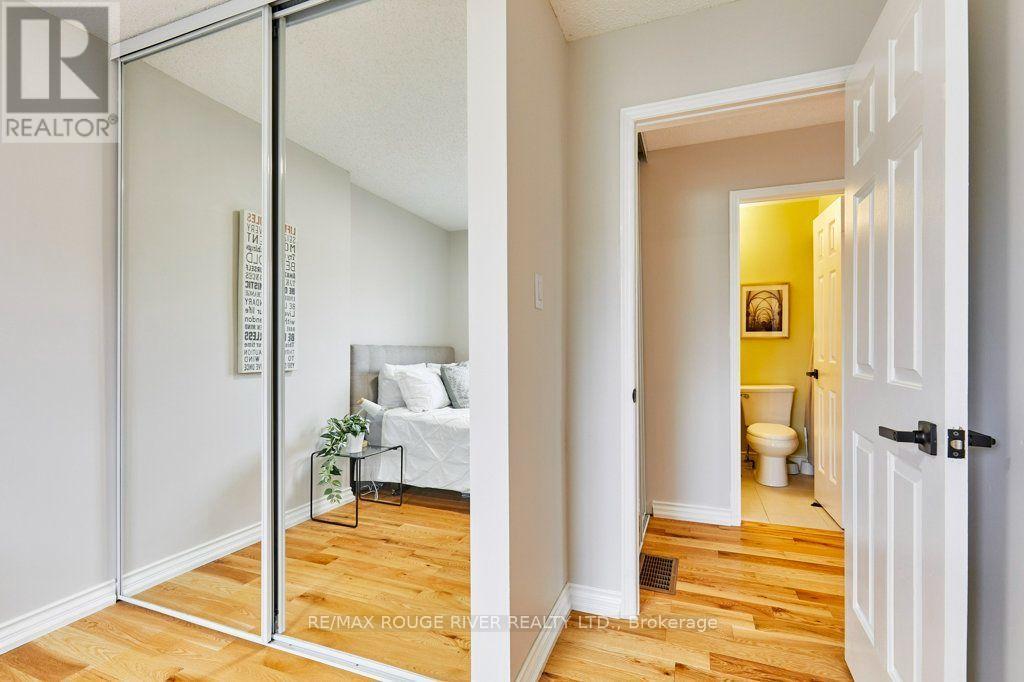 216 Wright Crescent, Ajax, ON - Indoor Photo Showing Other Room