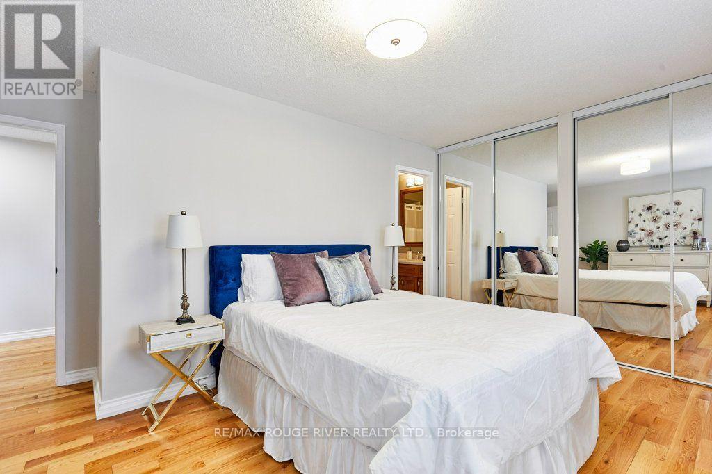 216 Wright Crescent, Ajax, ON - Indoor Photo Showing Bedroom
