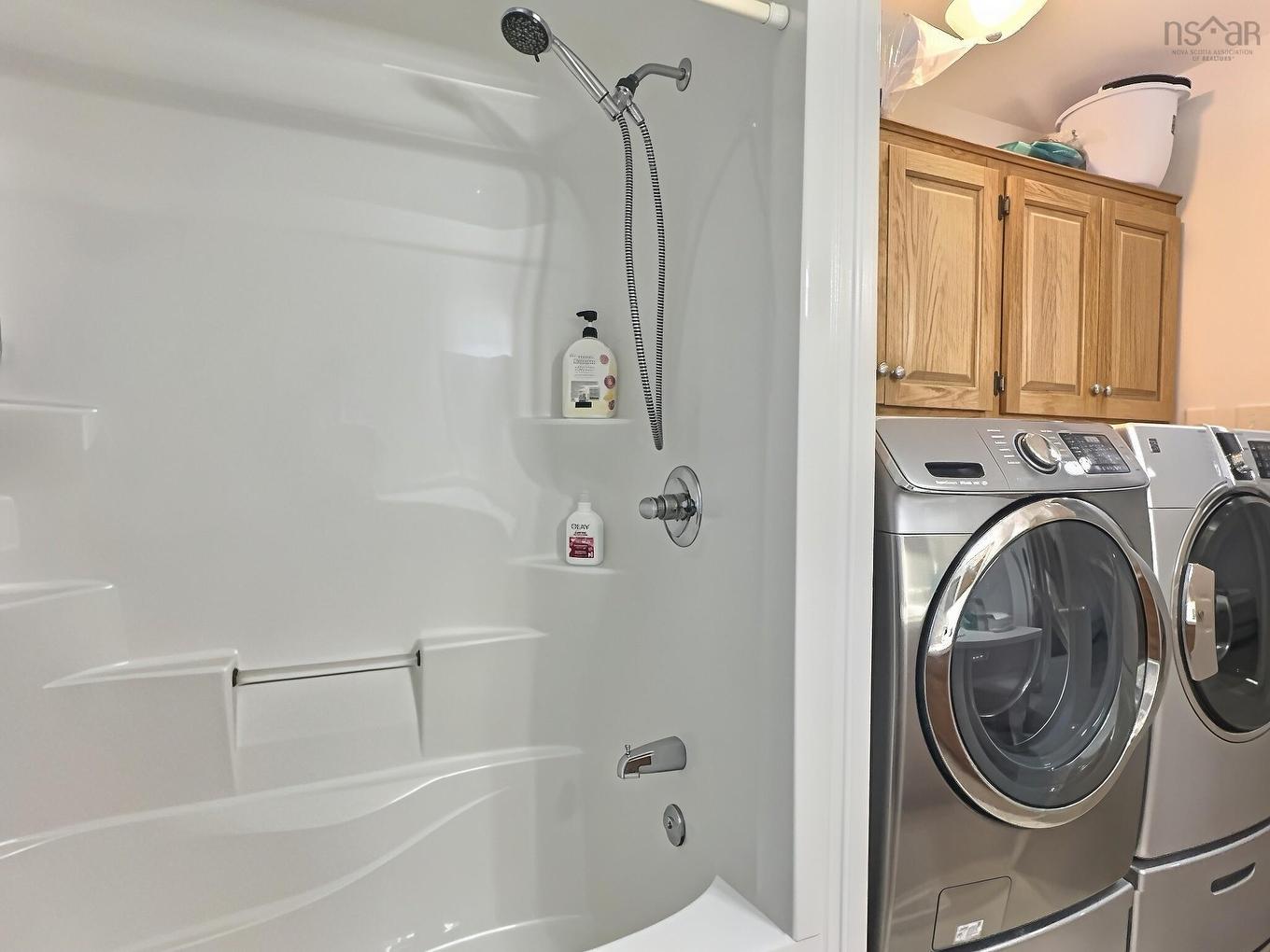 43 Truro Heights Connector Road, Truro Heights, NS - Indoor Photo Showing Laundry Room