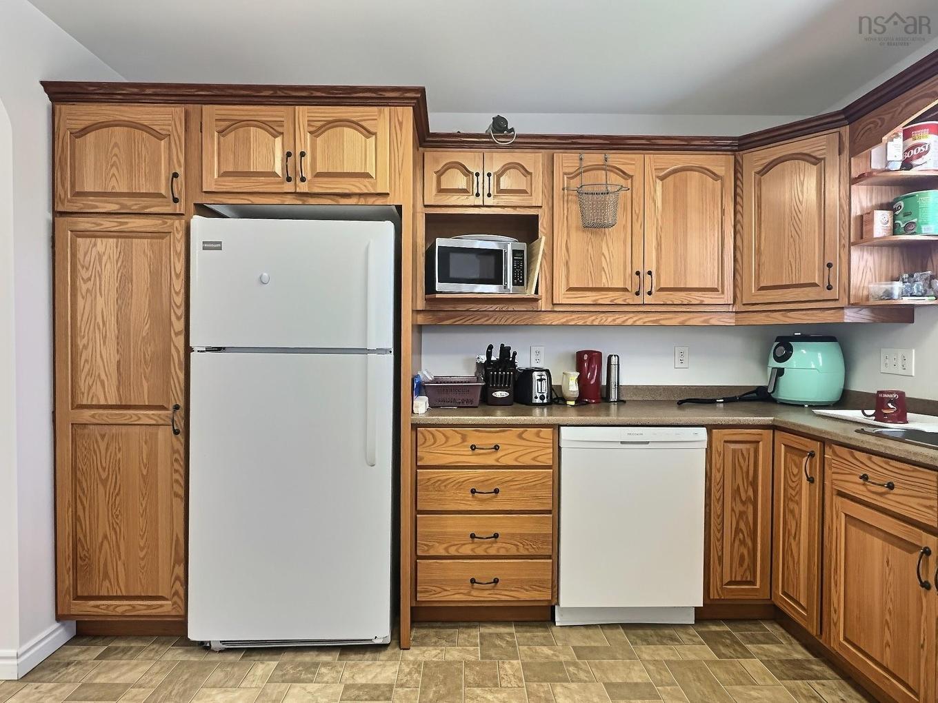 43 Truro Heights Connector Road, Truro Heights, NS - Indoor Photo Showing Kitchen