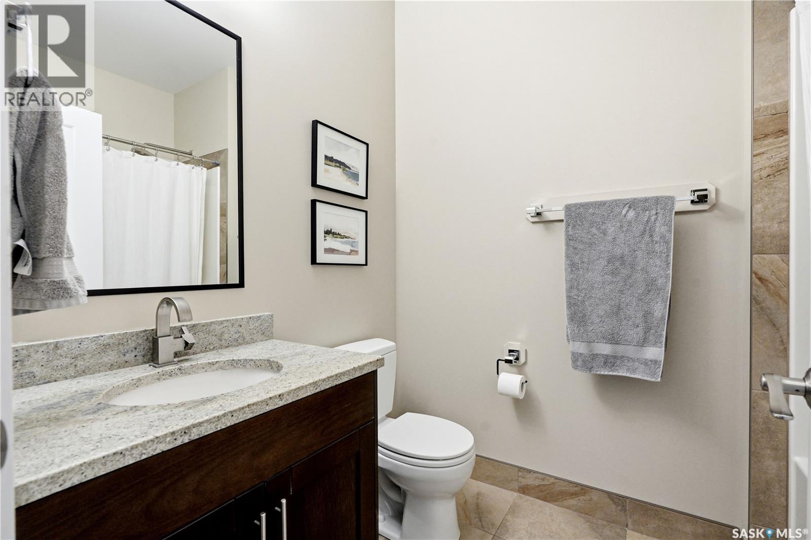 315 Werschner Lane, Saskatoon, SK - Indoor Photo Showing Bathroom