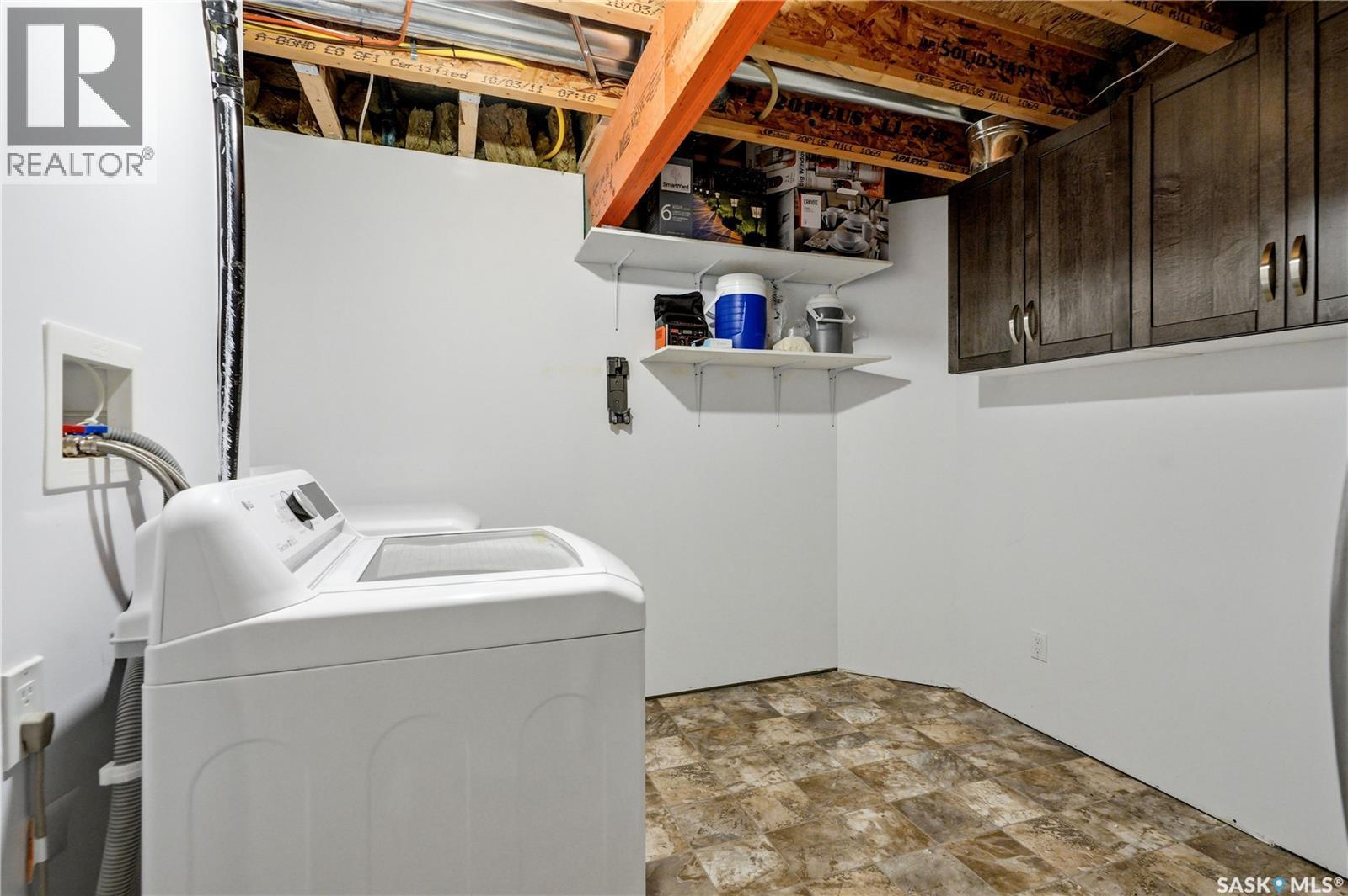 315 Werschner Lane, Saskatoon, SK - Indoor Photo Showing Laundry Room