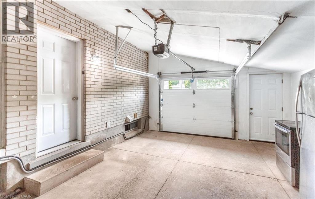 Garage - 176 Samuelson Street, Cambridge, ON - Indoor Photo Showing Garage