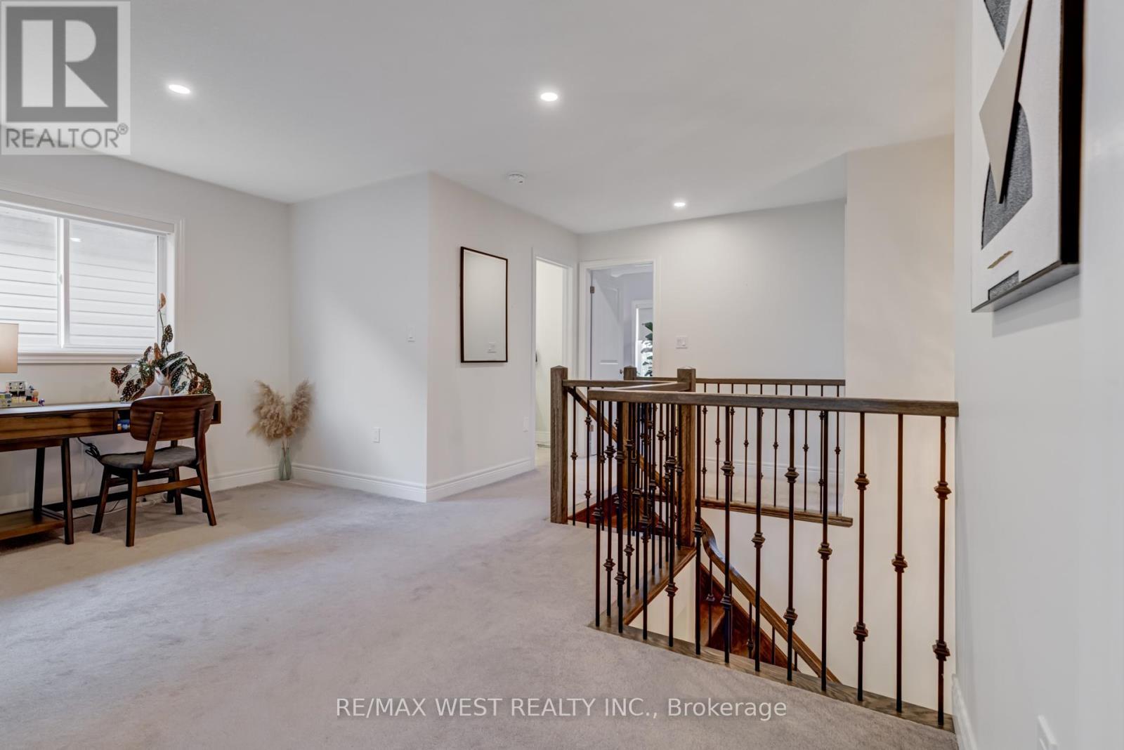 270 Dalgleish Trail, Hamilton, ON - Indoor Photo Showing Other Room