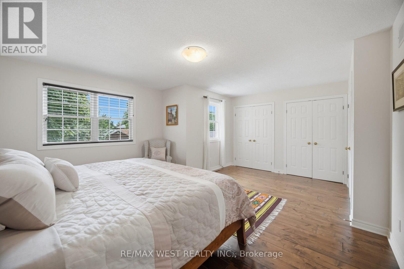 27 Norma Crescent, Hamilton, ON - Indoor Photo Showing Bedroom