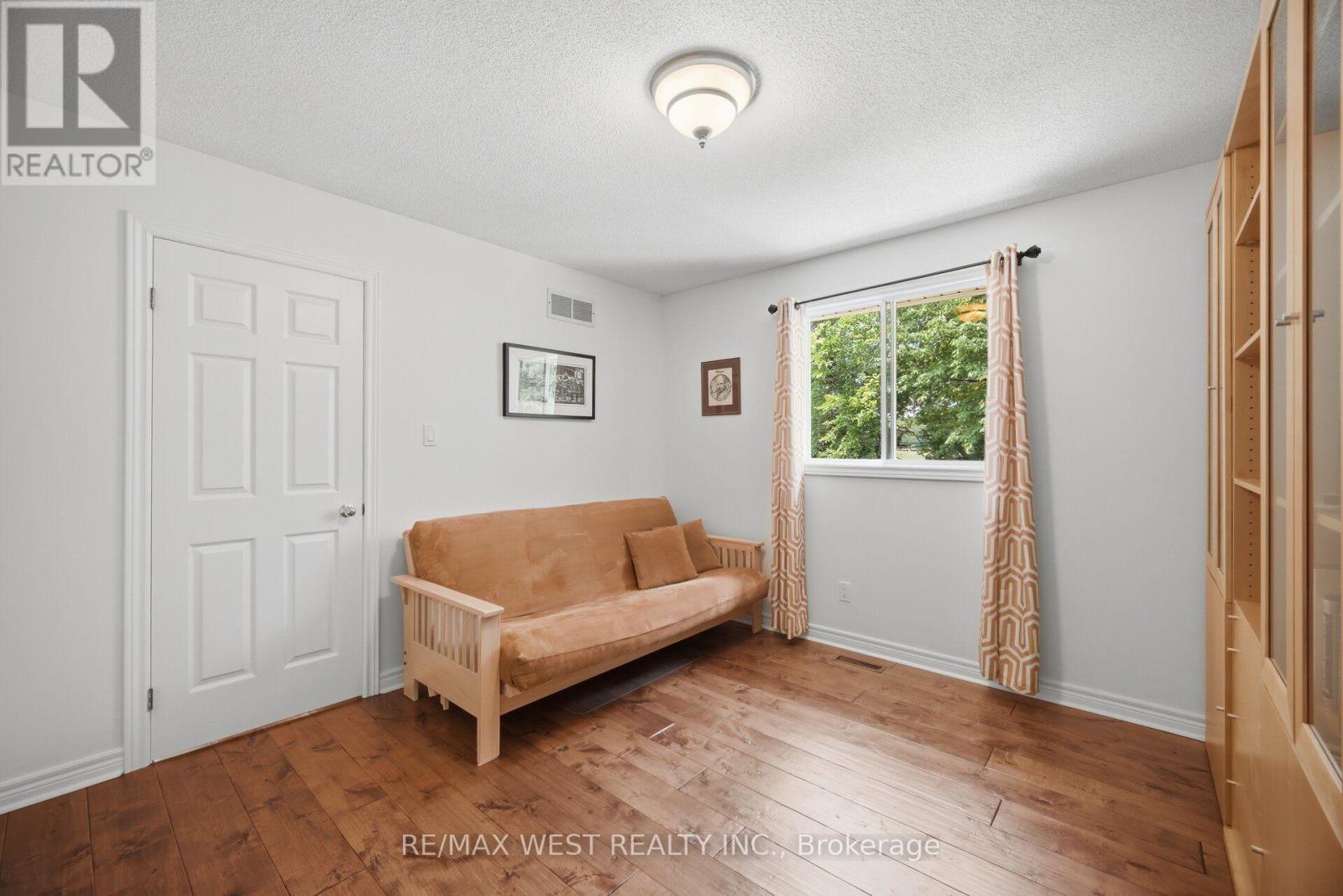 27 Norma Crescent, Hamilton, ON - Indoor