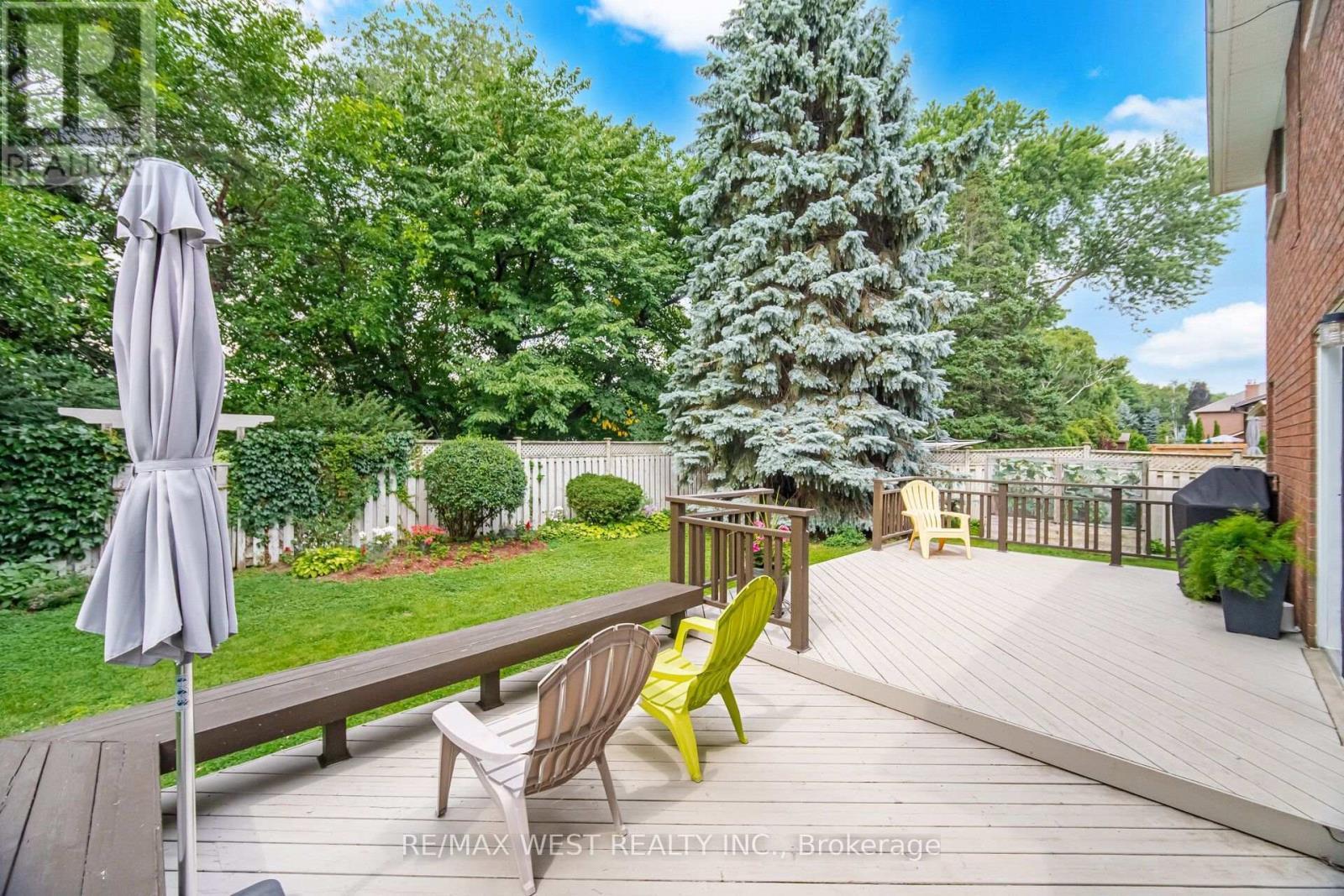 27 Norma Crescent, Hamilton, ON - Outdoor With Deck Patio Veranda