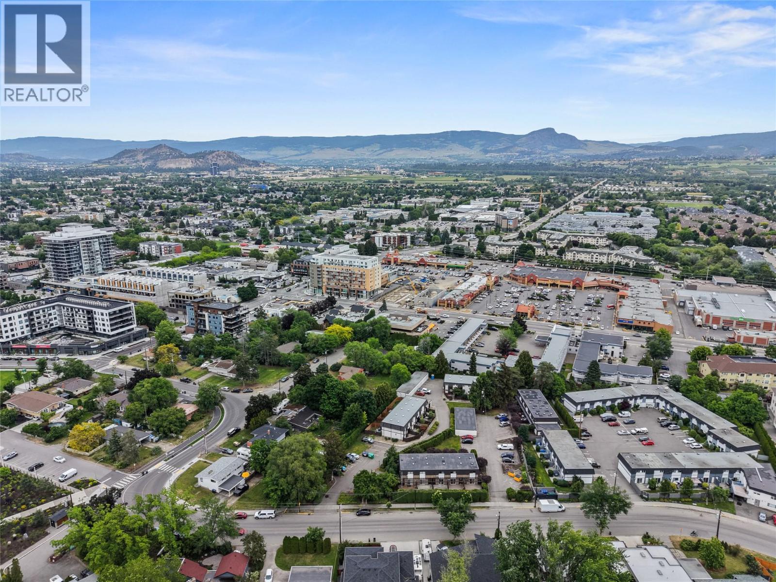 3135 Walnut Street Unit# 5, Kelowna, BC - Outdoor With View