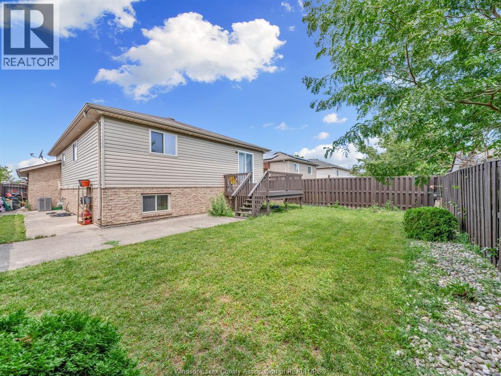4844 Whitefish Crescent, Windsor, ON - Outdoor