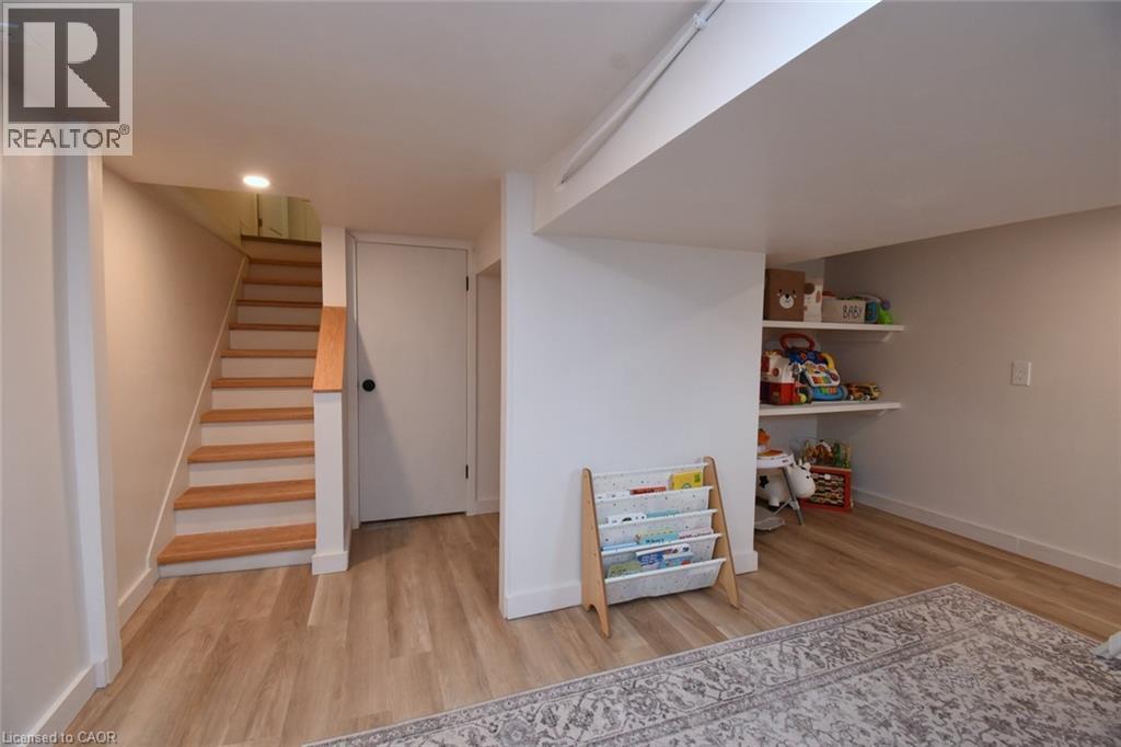 106 Belview Avenue, Hamilton, ON - Indoor Photo Showing Other Room