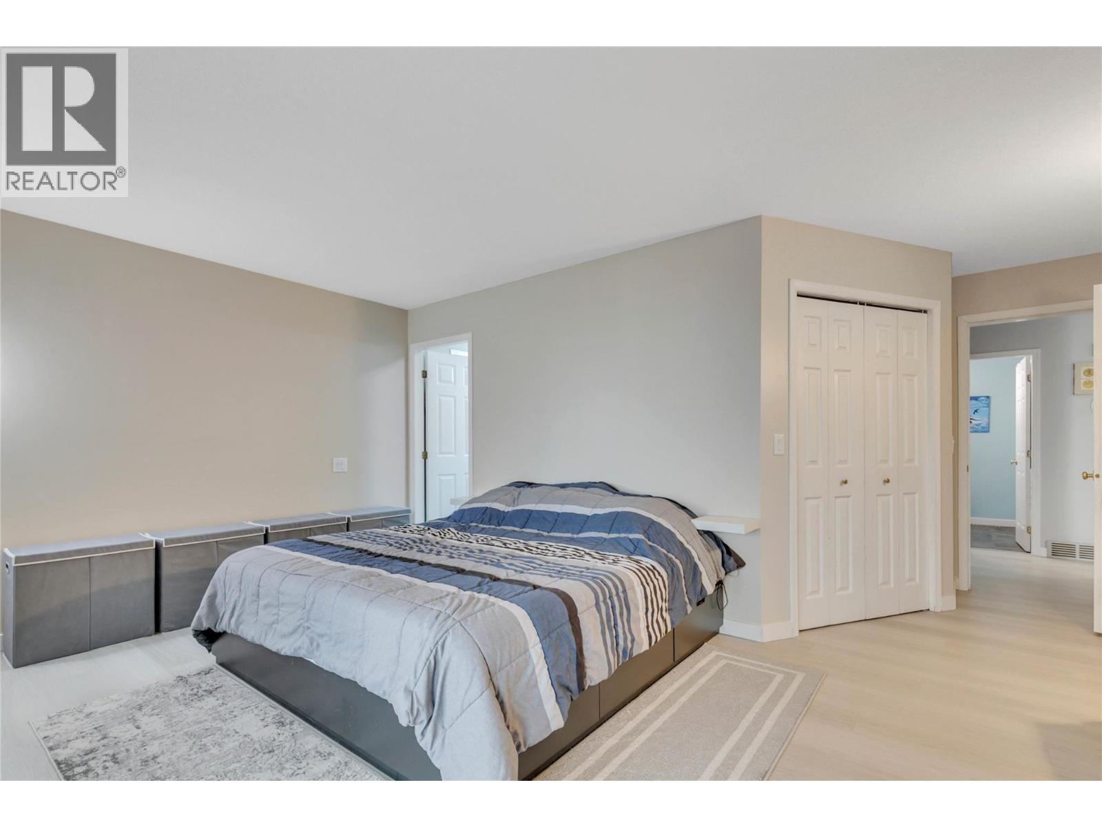 2440 Old Okanagan Highway Unit# 331, West Kelowna, BC - Indoor Photo Showing Bedroom