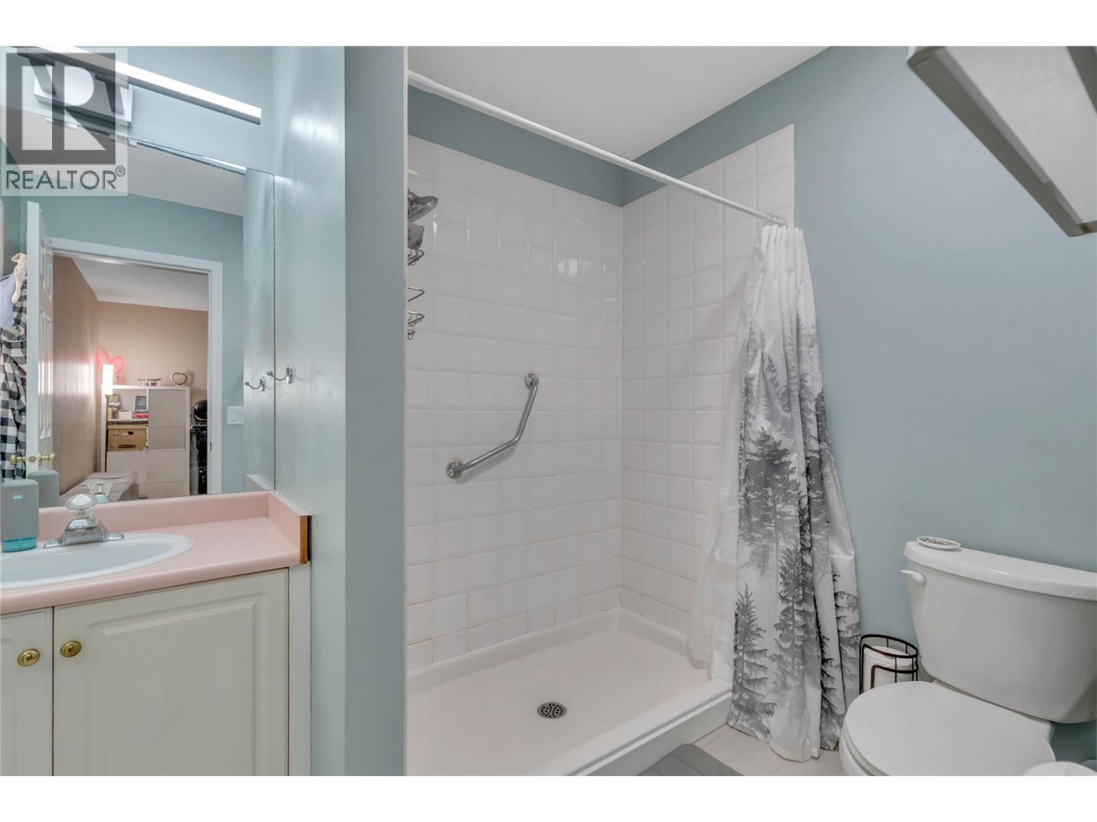 2440 Old Okanagan Highway Unit# 331, West Kelowna, BC - Indoor Photo Showing Bathroom