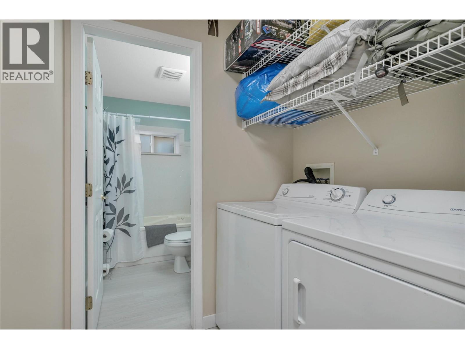 2440 Old Okanagan Highway Unit# 331, West Kelowna, BC - Indoor Photo Showing Laundry Room