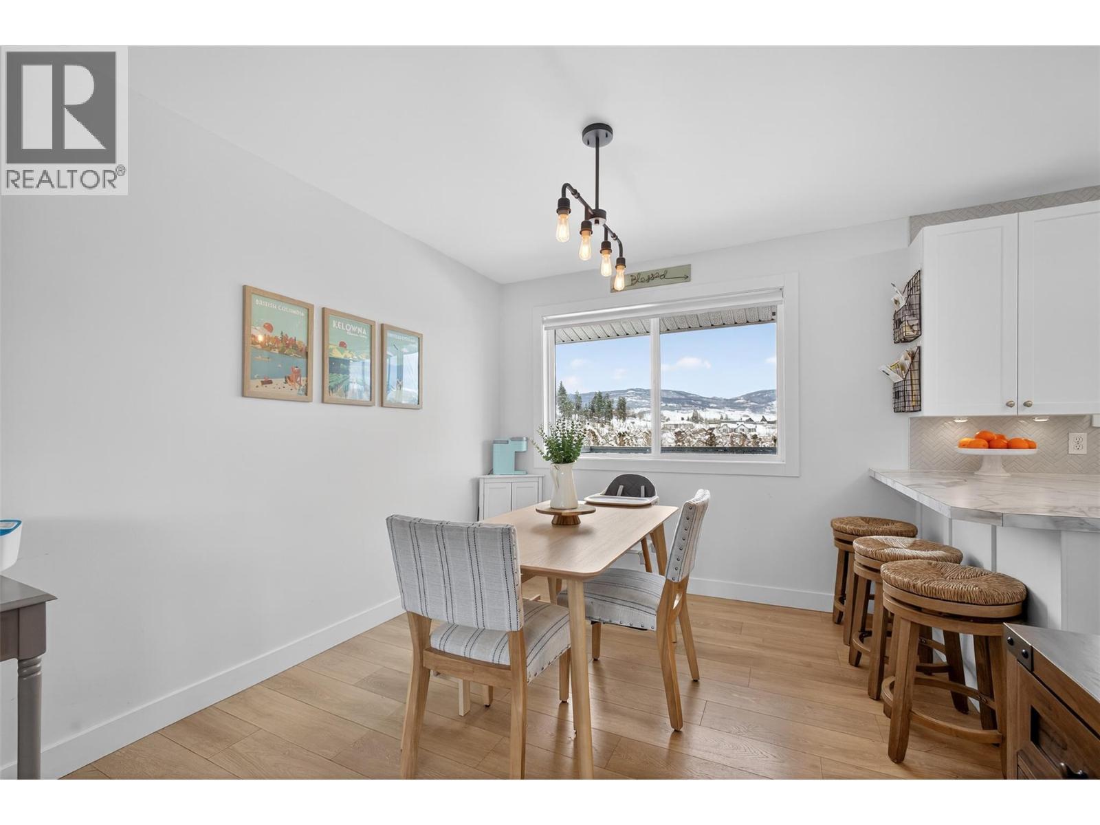 2490 Sexsmith Road, Kelowna, BC - Indoor Photo Showing Dining Room