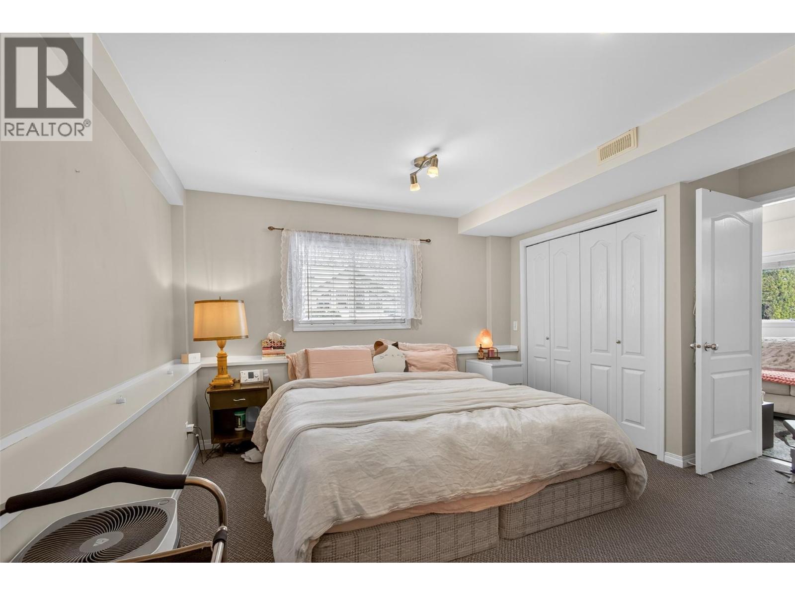 2490 Sexsmith Road, Kelowna, BC - Indoor Photo Showing Bedroom